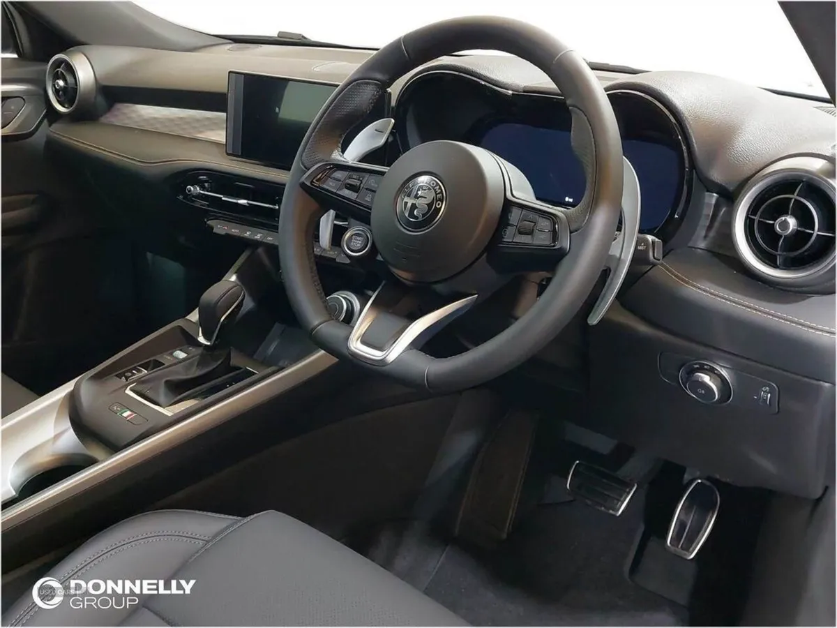 Alfa Romeo Tonale 1.5 Mhev Veloce 5dr Auto - Image 4