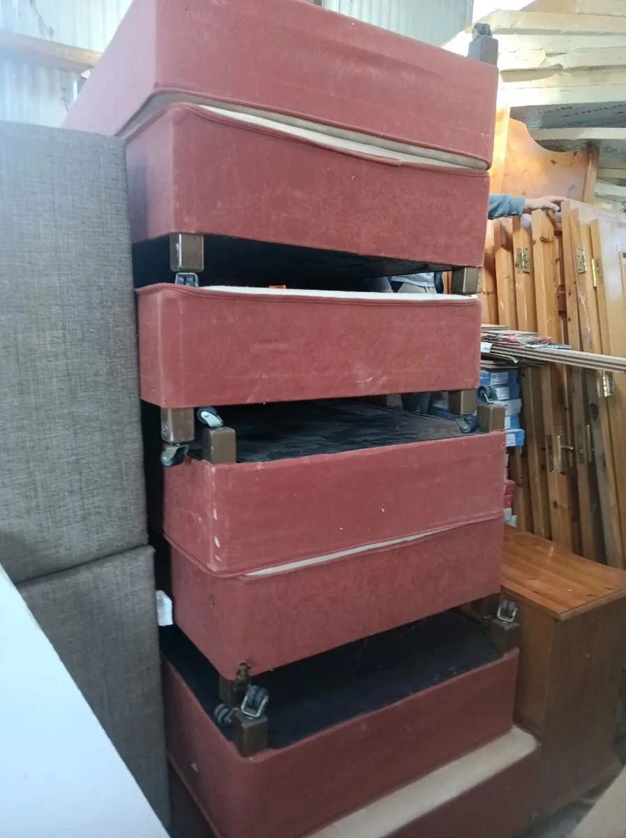 Bed base