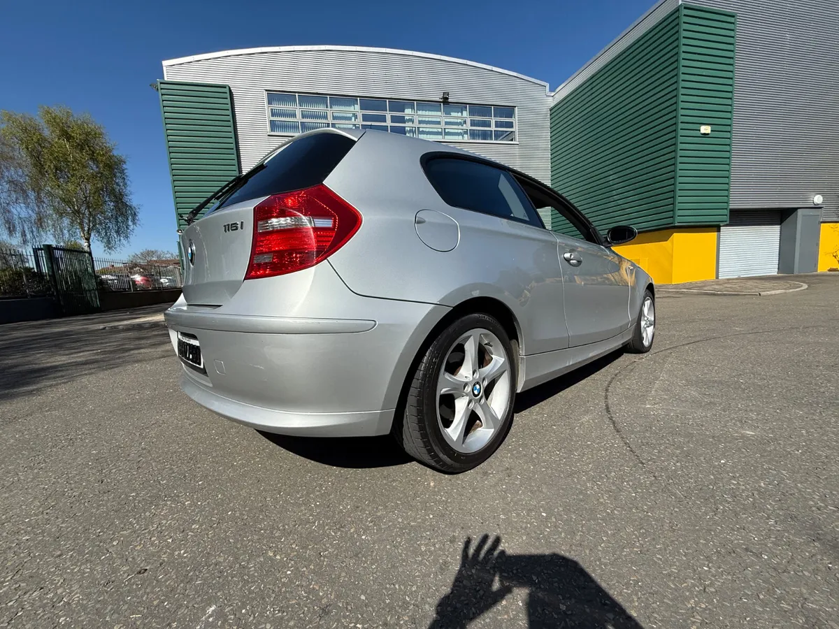 BMW 116i Sport 3 door - Image 4