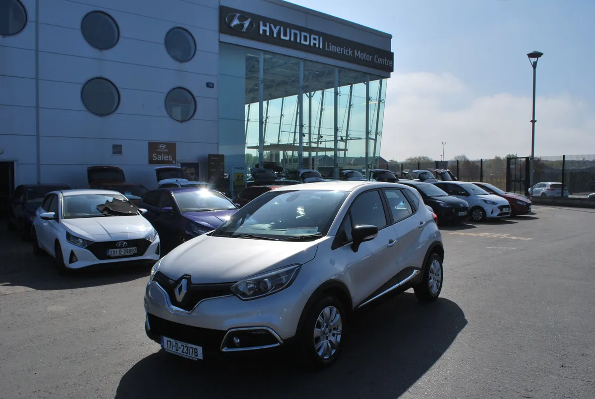 Renault Captur 2017 - Image 1