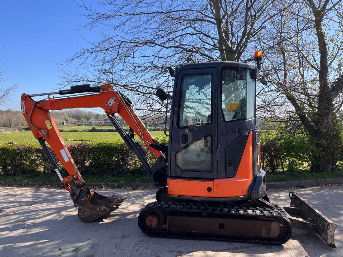 Hitachi Zaxis 33u - Image 1