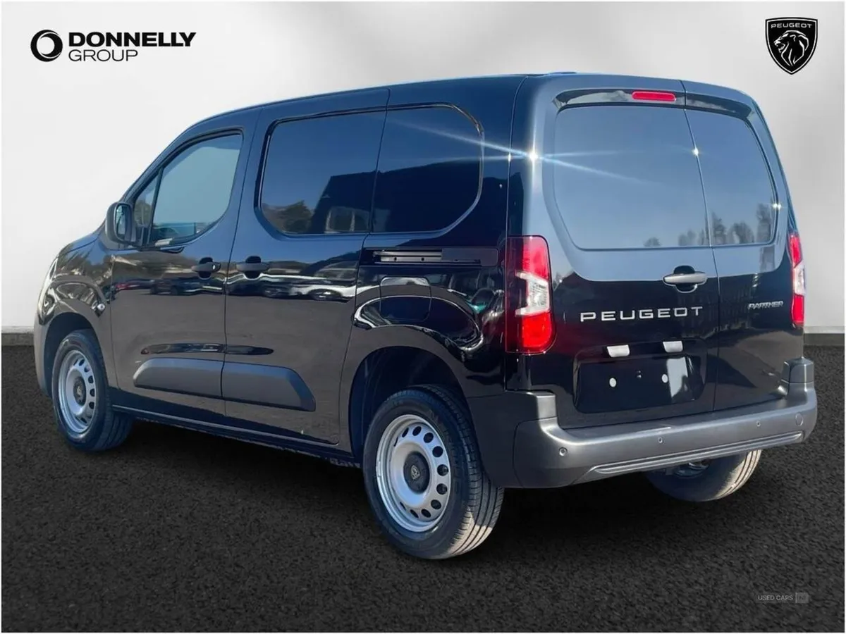 Peugeot Partner 1.5 Bluehdi 100 Professional Plus - Image 2