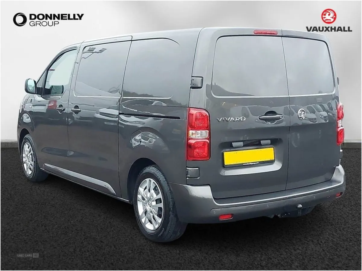 Vauxhall Vivaro 3100 2.0d 120PS Sportive H1 Van - Image 2