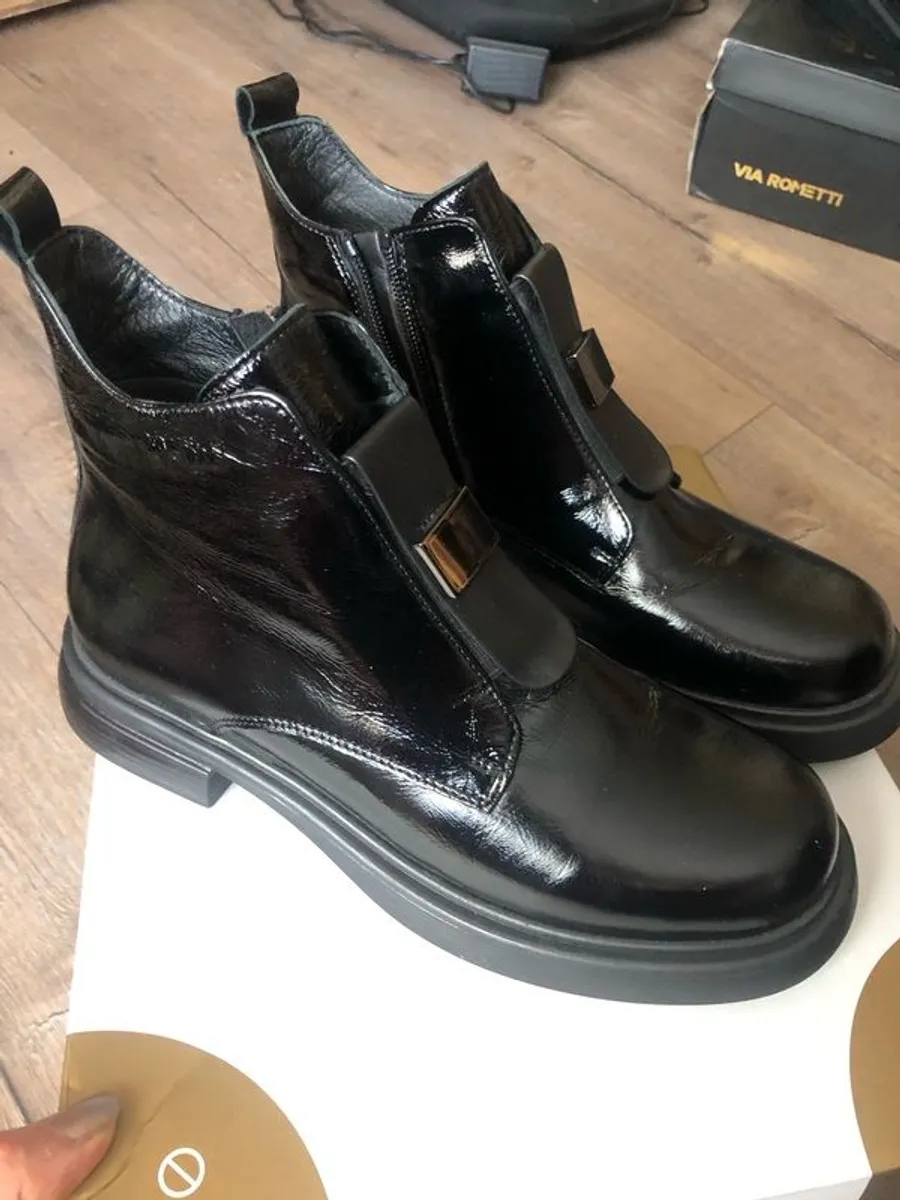 shoes - Image 2