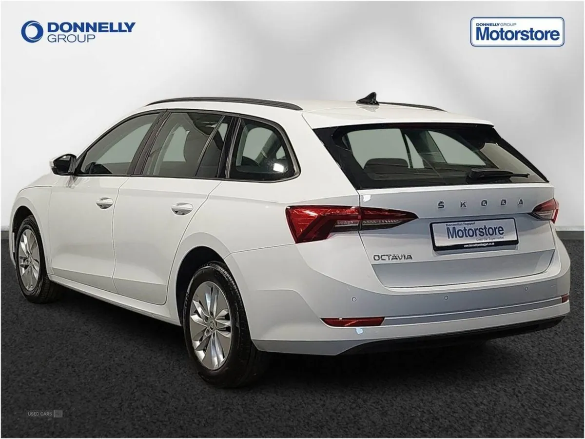 Skoda Octavia 2.0 TDI SE 5dr - Image 2