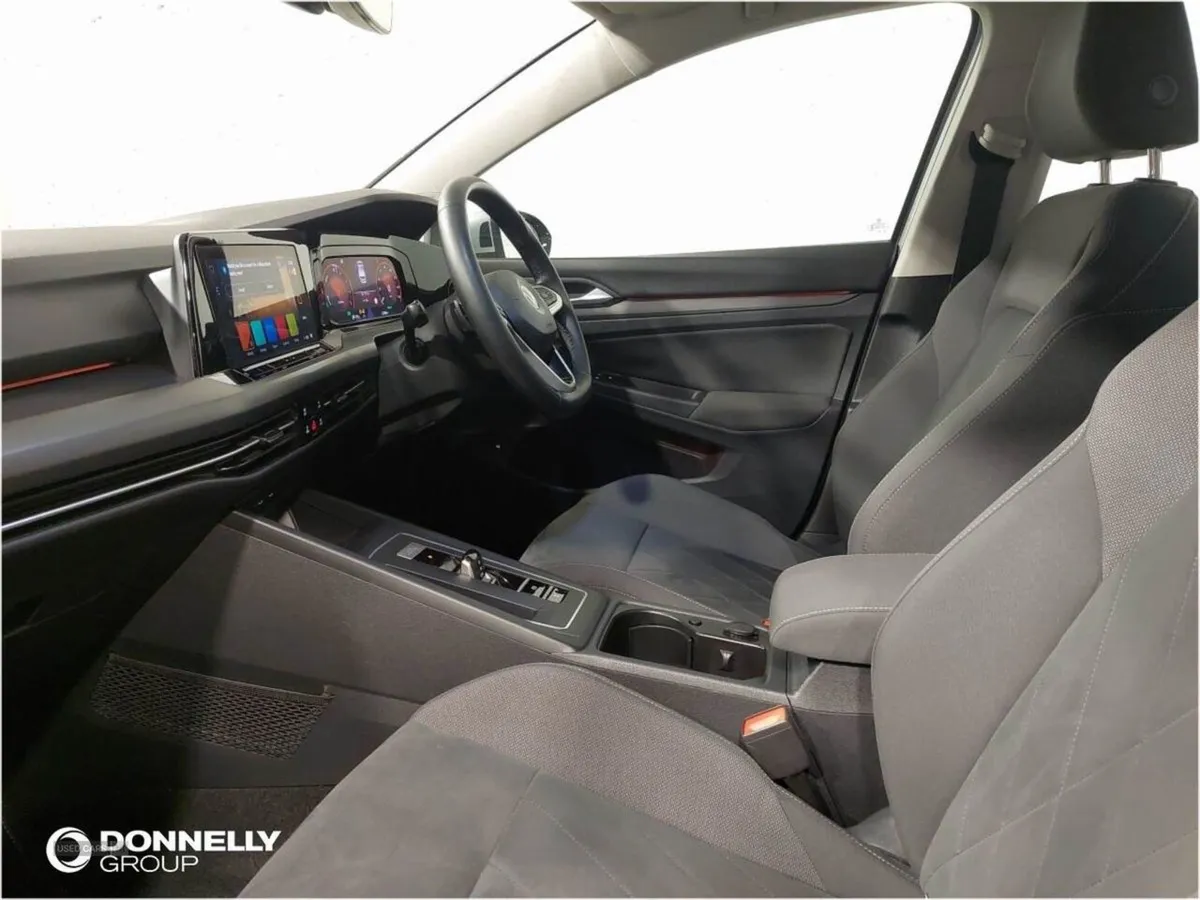 Volkswagen Golf 1.4 TSI Ehybrid Style 5dr DSG - Image 2