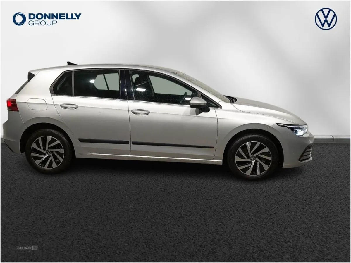 Volkswagen Golf 1.4 TSI Ehybrid Style 5dr DSG - Image 4