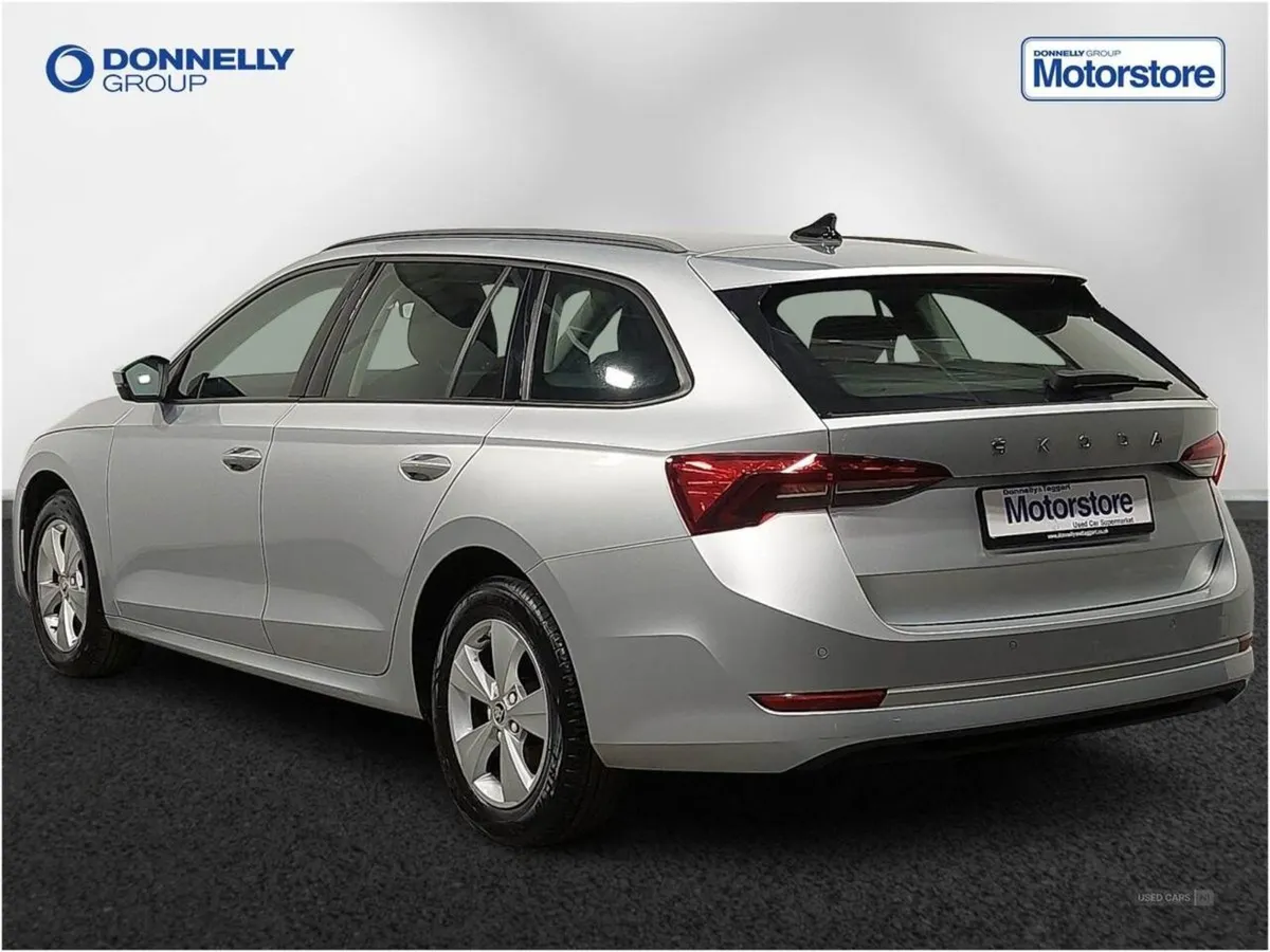 Skoda Octavia 2.0 TDI SE Technology 5dr - Image 2