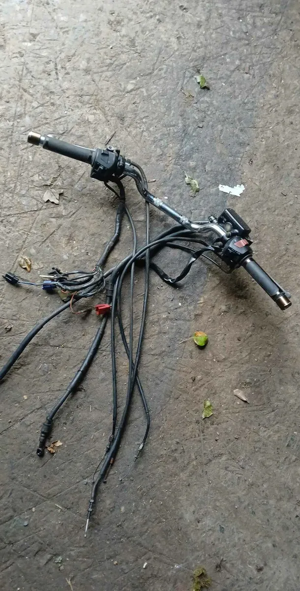 Honda CB 400  parts - Image 4