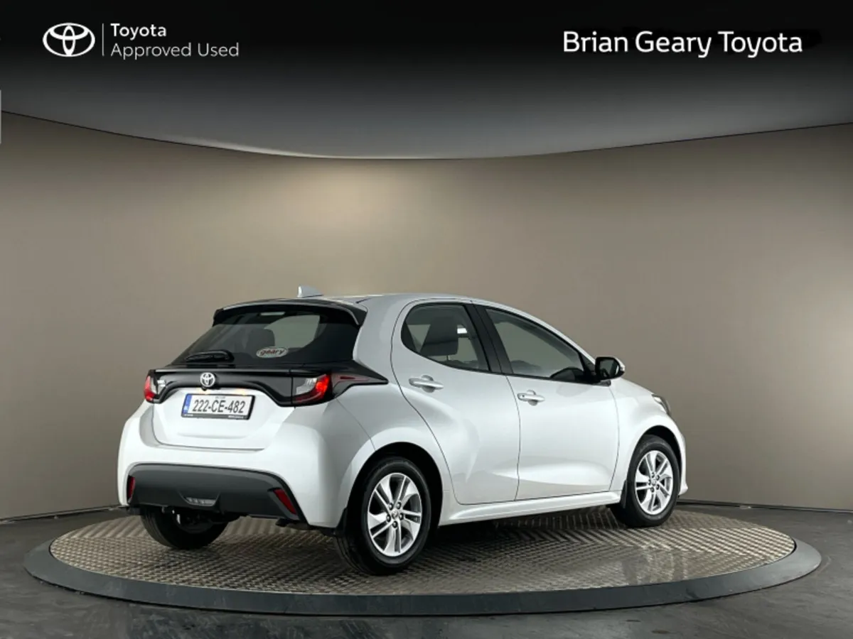 Toyota Yaris 1.5 5D LUNA - Image 2