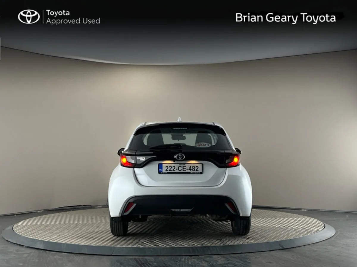 Toyota Yaris 1.5 5D LUNA - Image 4