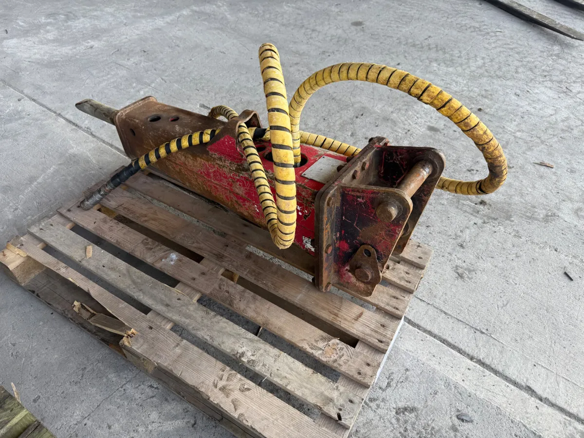 Socomec DMS260 Hammer Breaker - Image 1