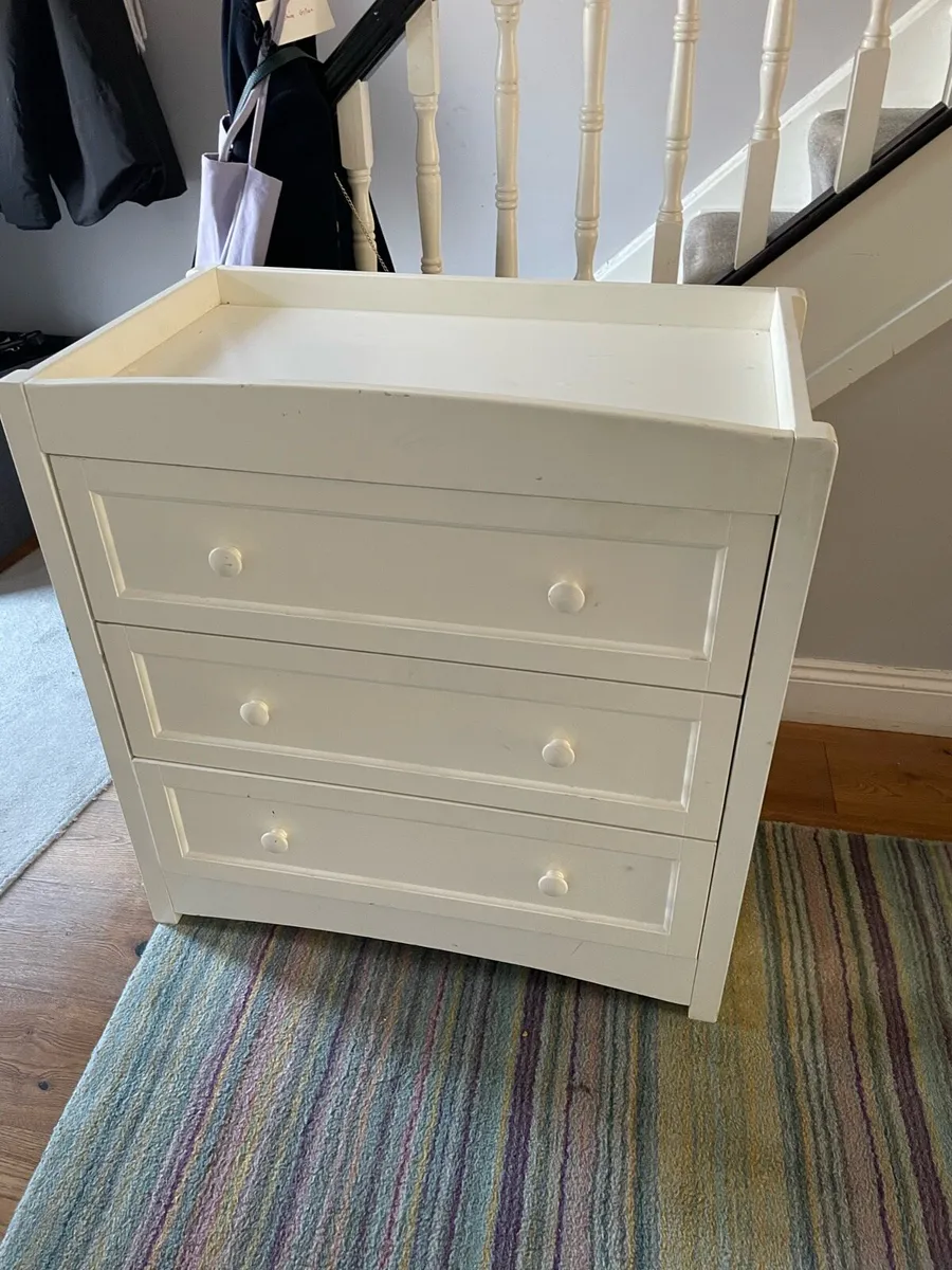 Chest of drawers / Baby Changing - Image 1