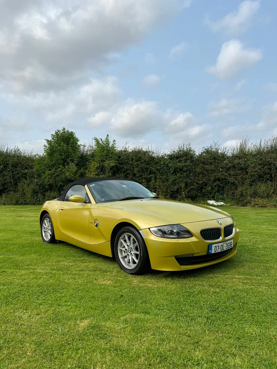 BMW Z4 2.5i Auto - Low Mileage! - Image 1