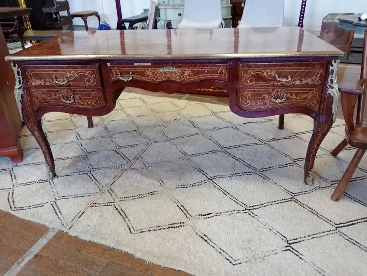 Impressive Large Ornate Desk - Image 1