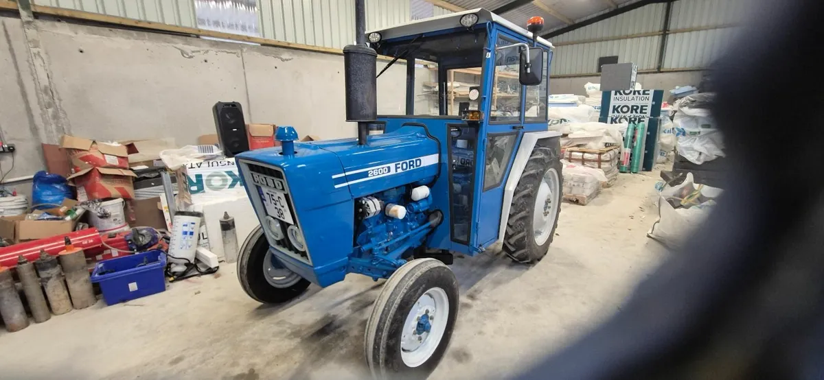 Ford Other 1975 - Image 2