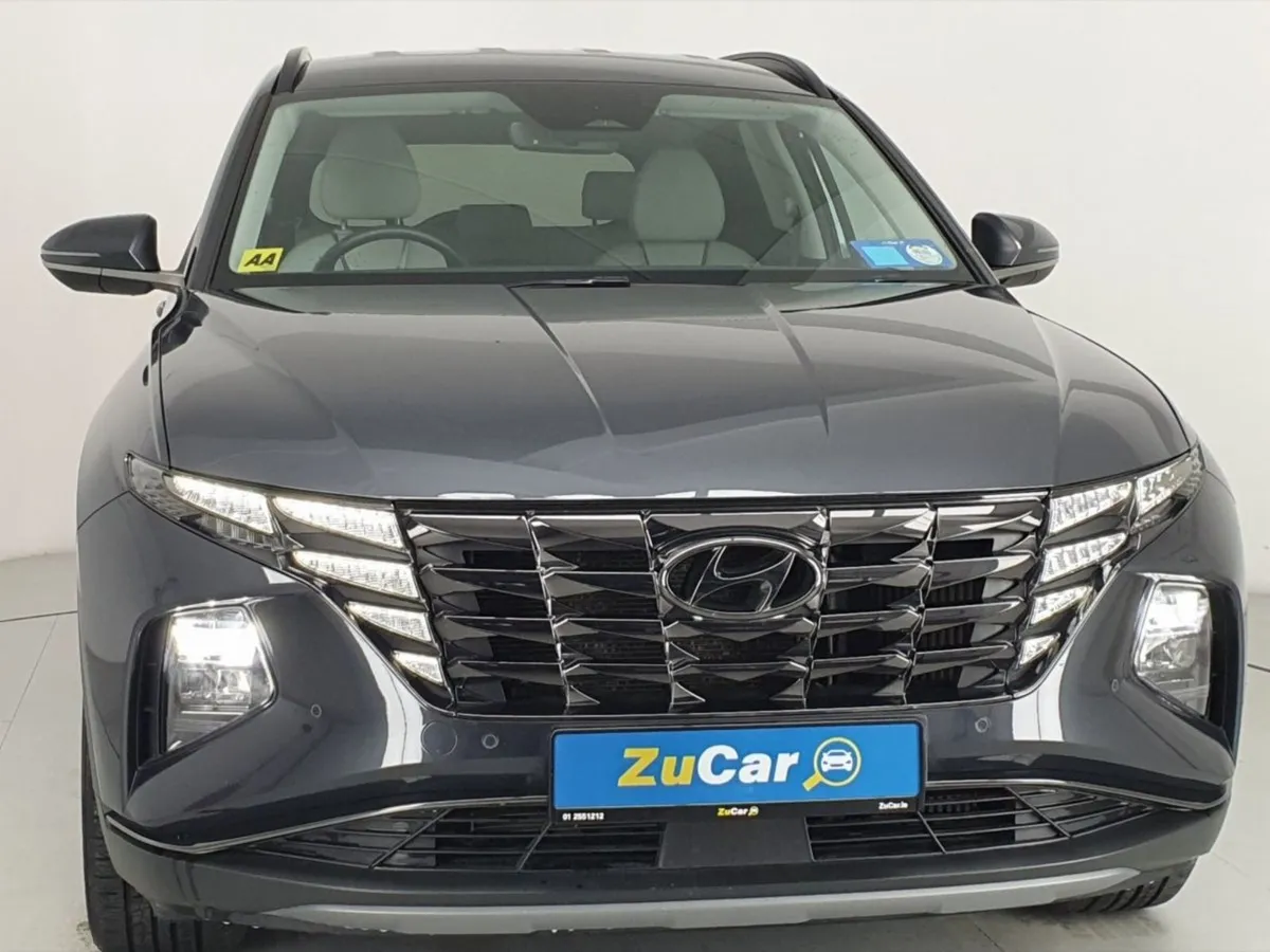 Hyundai Tucson  43 2WD Executive Plus  Leather Se - Image 3