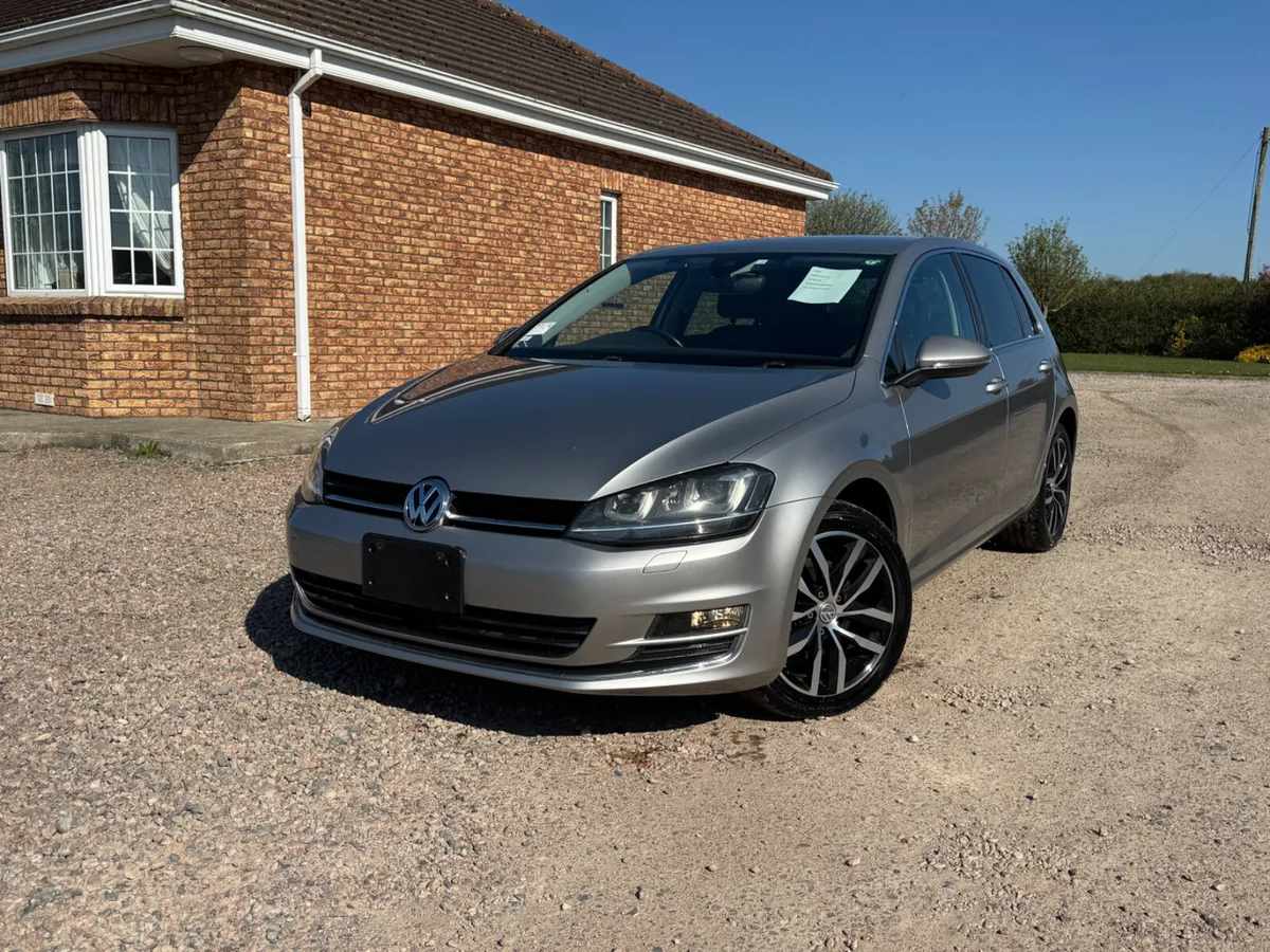 171 Volkswagen Golf Highline Connect 1.4TFSI - Image 3