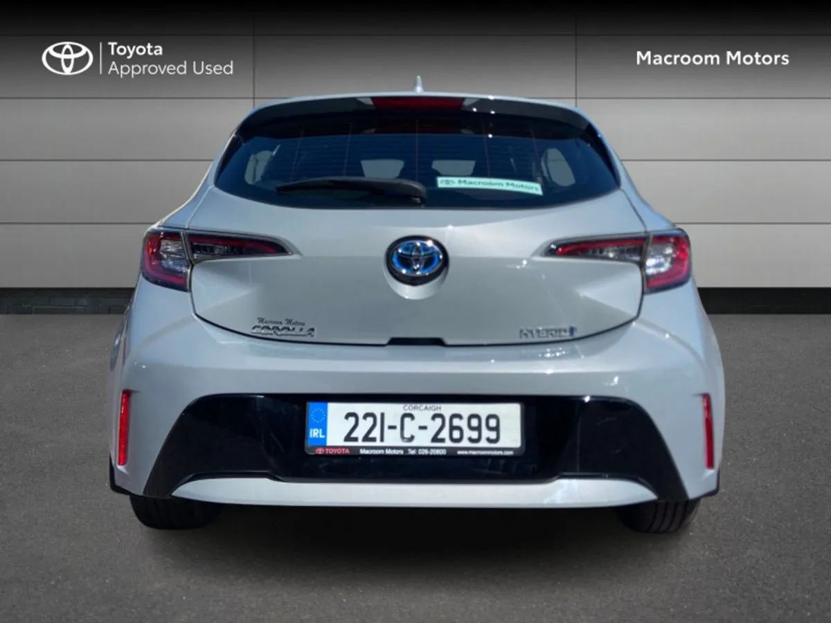 Toyota Corolla 1.8 Litre Hybrid - Image 4