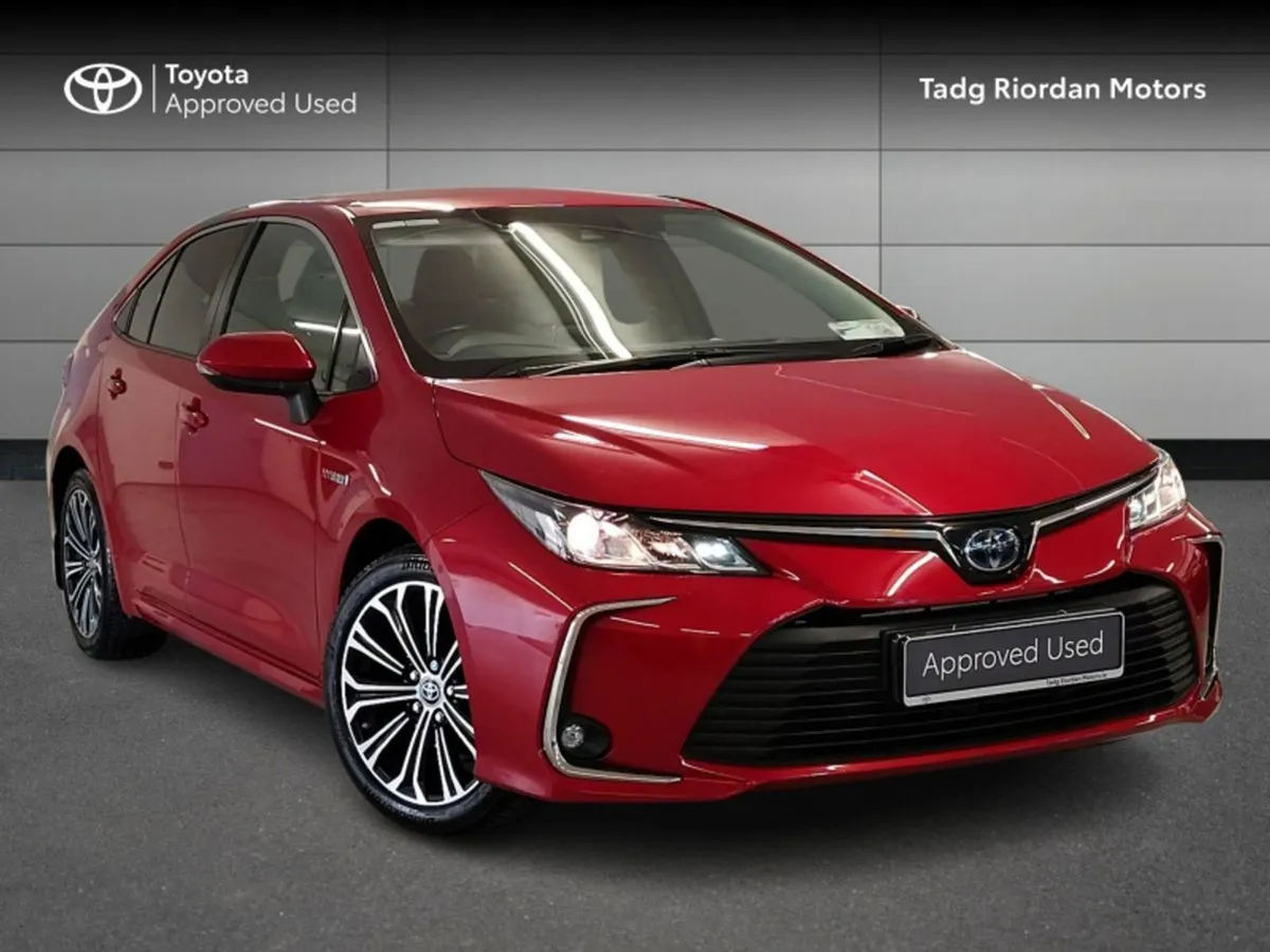 Toyota Corolla Hybrid Luna Sport - Image 1