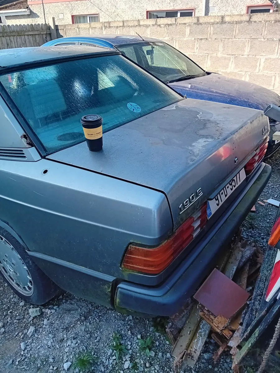 Mercedes 190e 1991 - Image 3