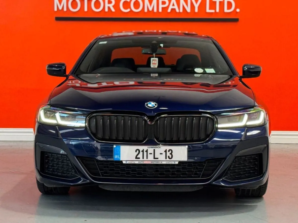 BMW 5 Series Tanzanite Blue  520D M-sport  Sunroo - Image 3