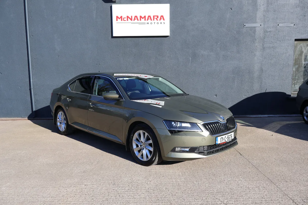 Skoda Superb Style Only 75,000Km Exceptiona! - Image 1