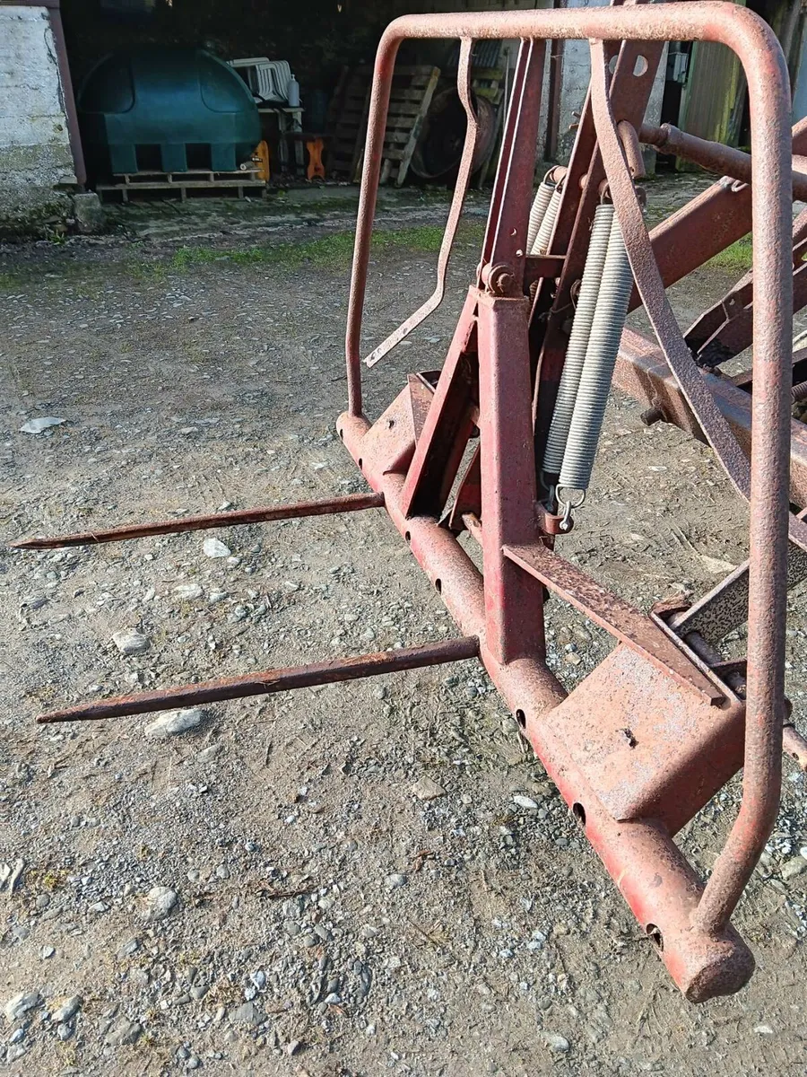 Loader Ford 4000 - Image 3