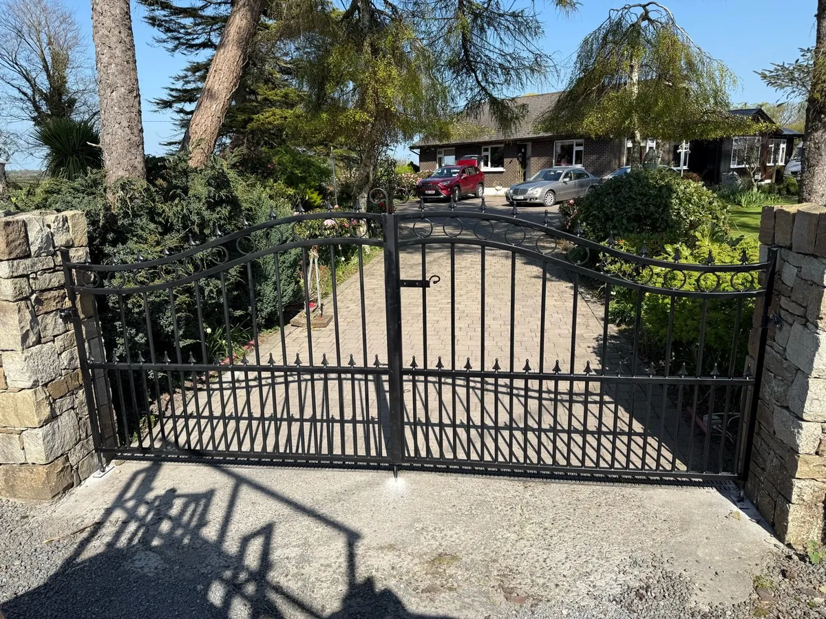 Galvanized gates 50% off - Image 1