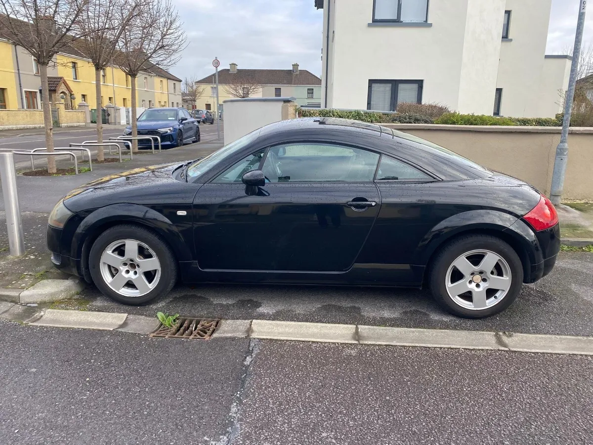 Audi TT 1999 - Image 1