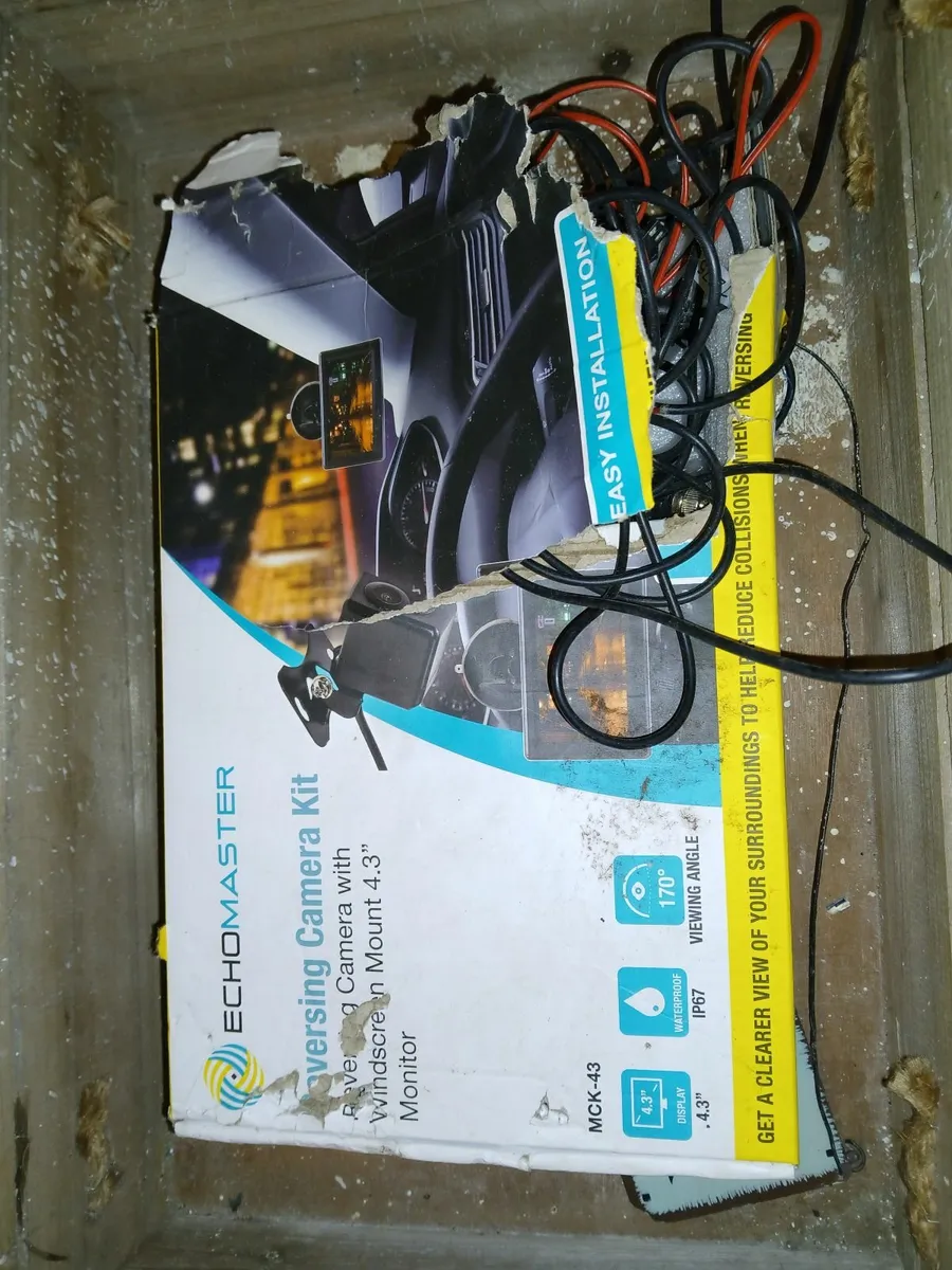 Reversing camera kit ( Echo master)