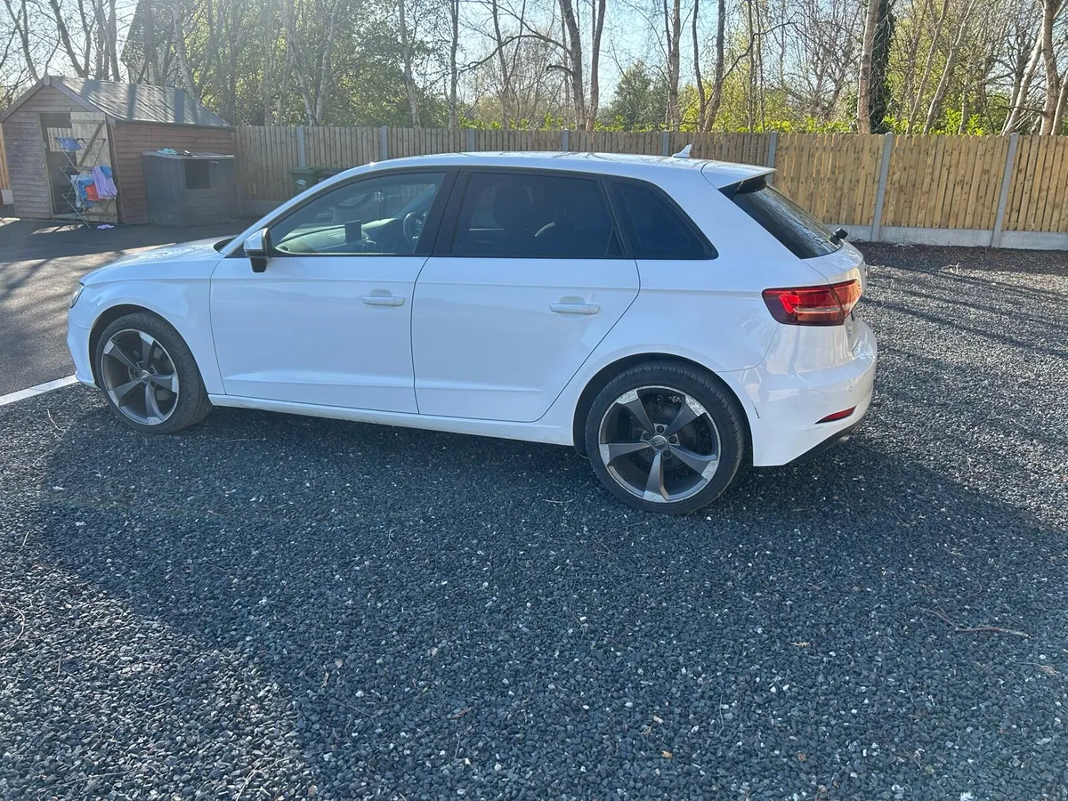 Audi A3 2017 - Image 4