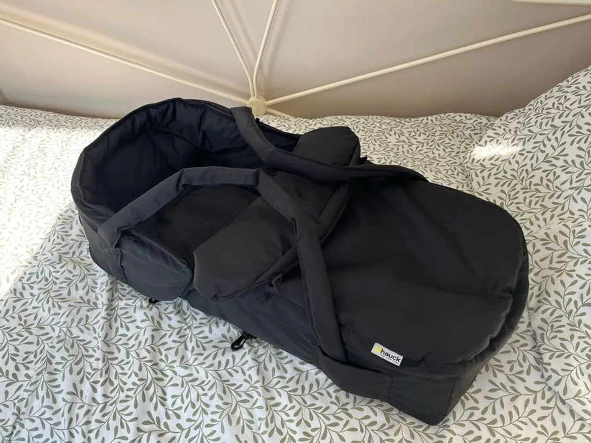Newborn pram insert - Image 3