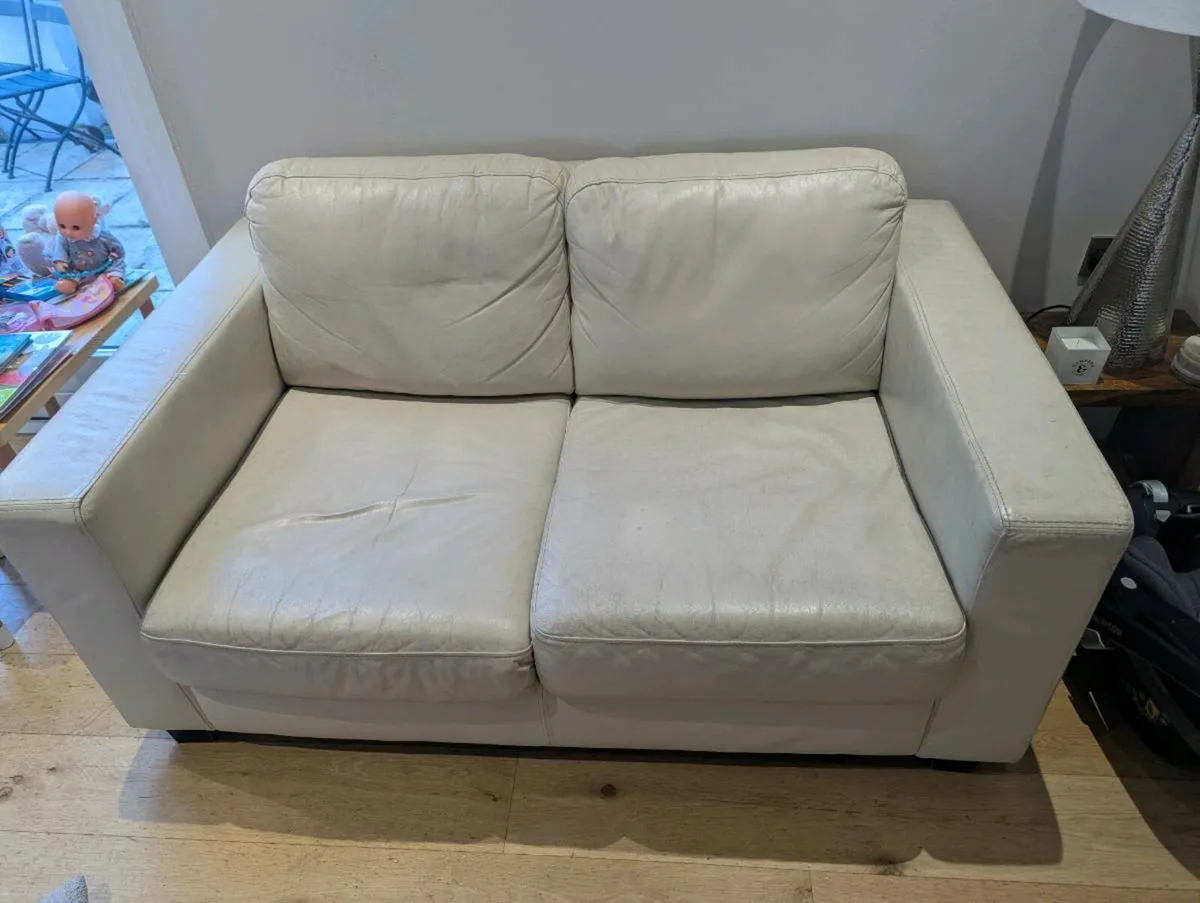 Sofa - Free for collection - Image 2