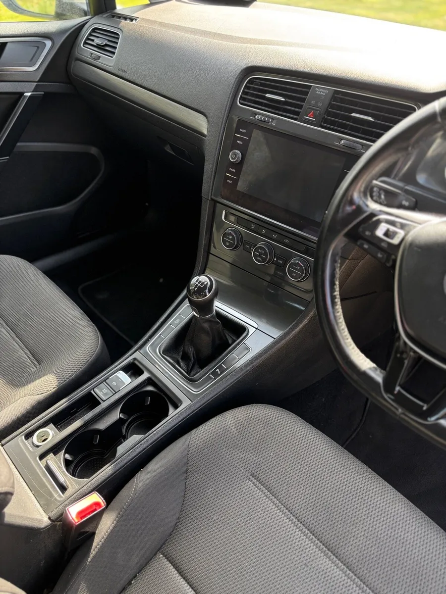 2018 VW Golf - Bluemotion - 1.6TDI - Image 3