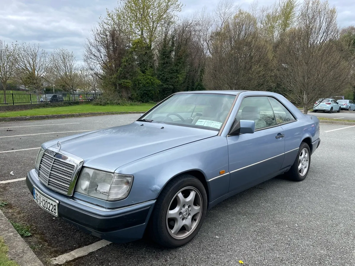 Mercedes - Image 2