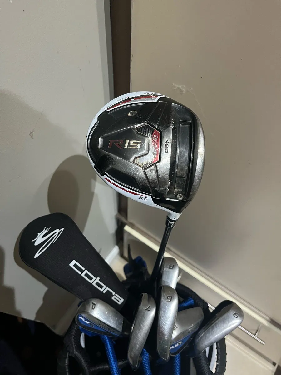 Cobra Golf Clubs and Cart Bag - Image 4