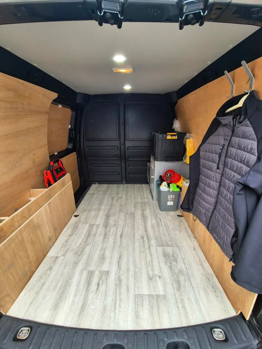 Volkswagen caddy - Image 2