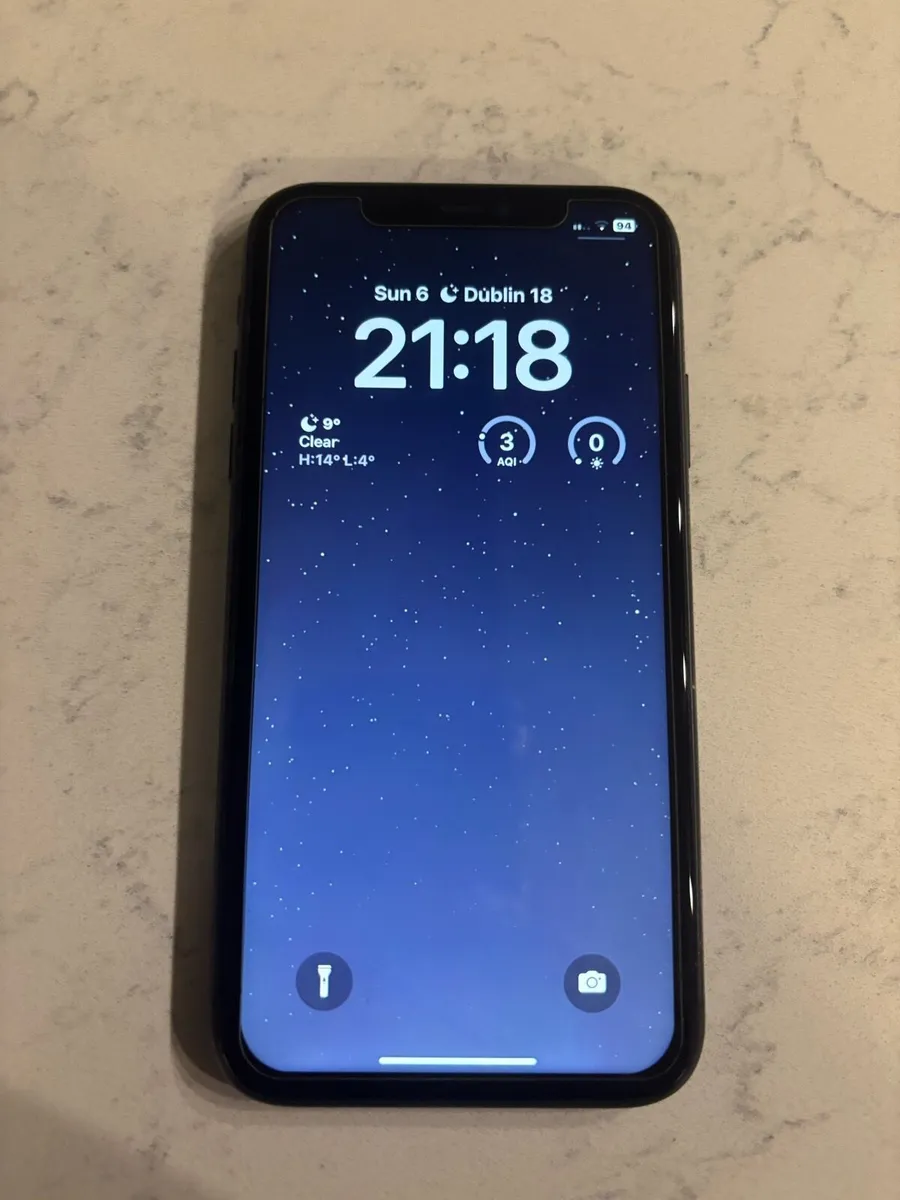 Unlocked Iphone 11 - Image 2