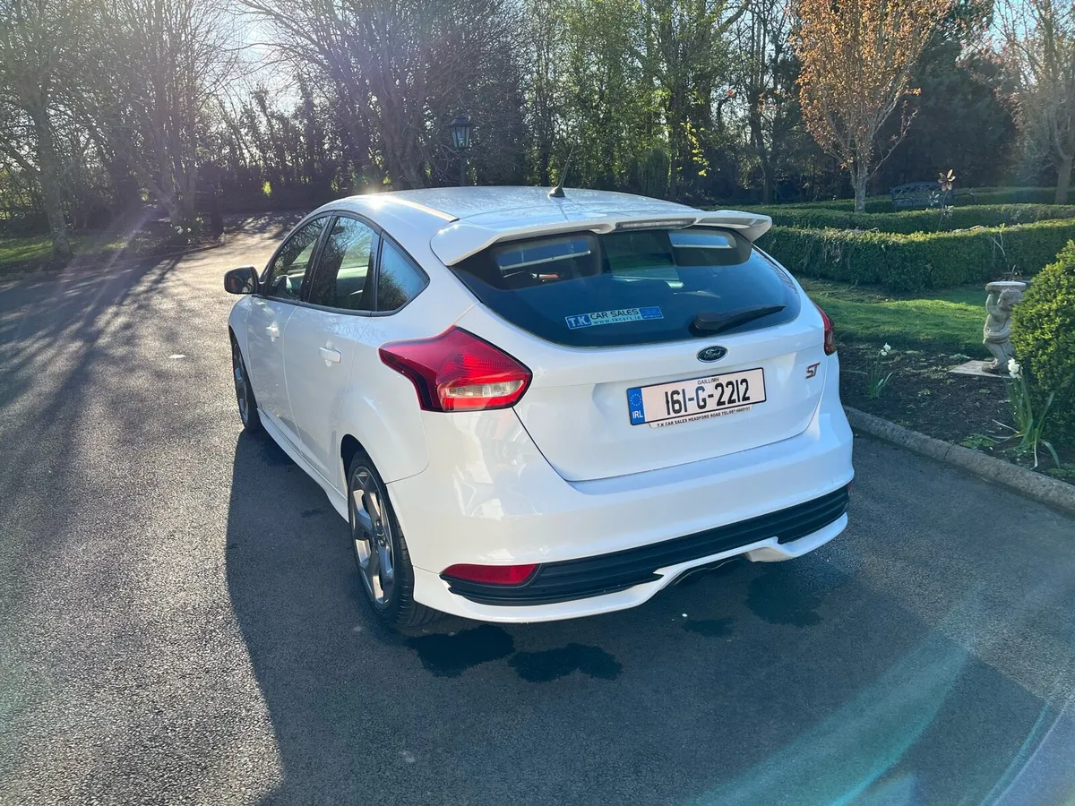Ford Focus ST - Image 2