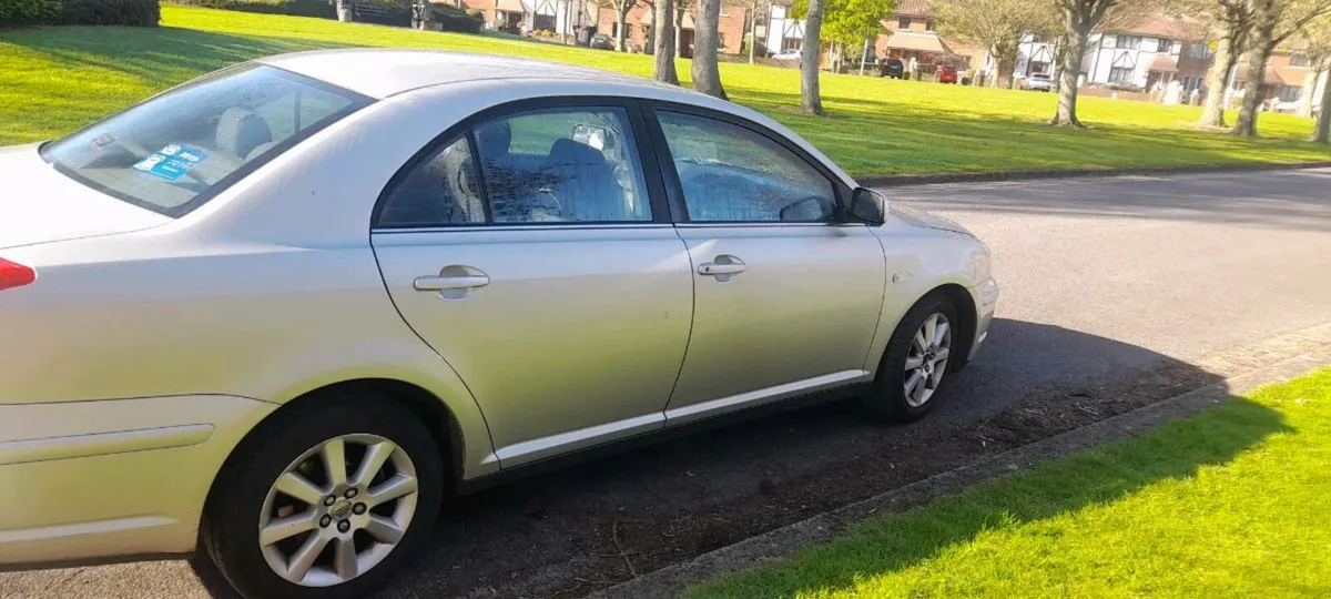 Toyota Avensis 2006 Petrol. NCT 1/26.   €950 - Image 1