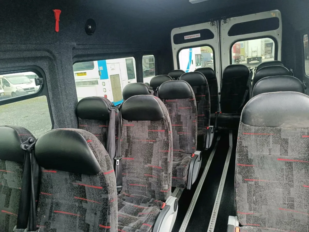 Peugeot boxer 2019 in immaculate condition - Image 3