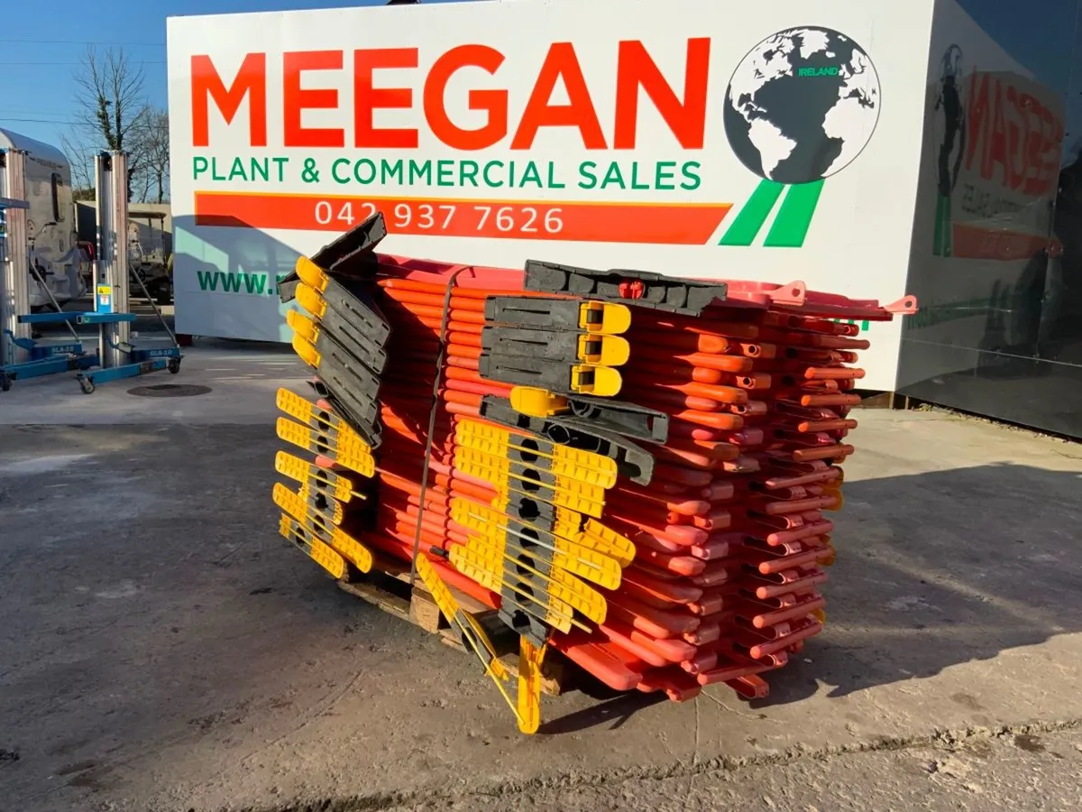 2.0mts x 1.0mts  PEDESTRIAN SAFETY BARRIERS...649. - Image 2