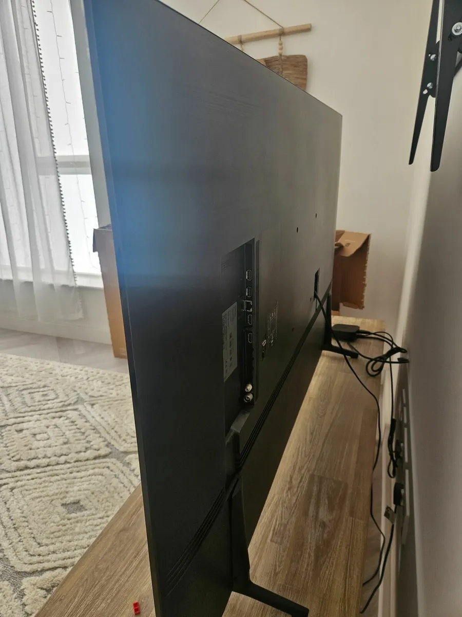 Samsung Qled Q60a 55inch screen Repairable - Image 3