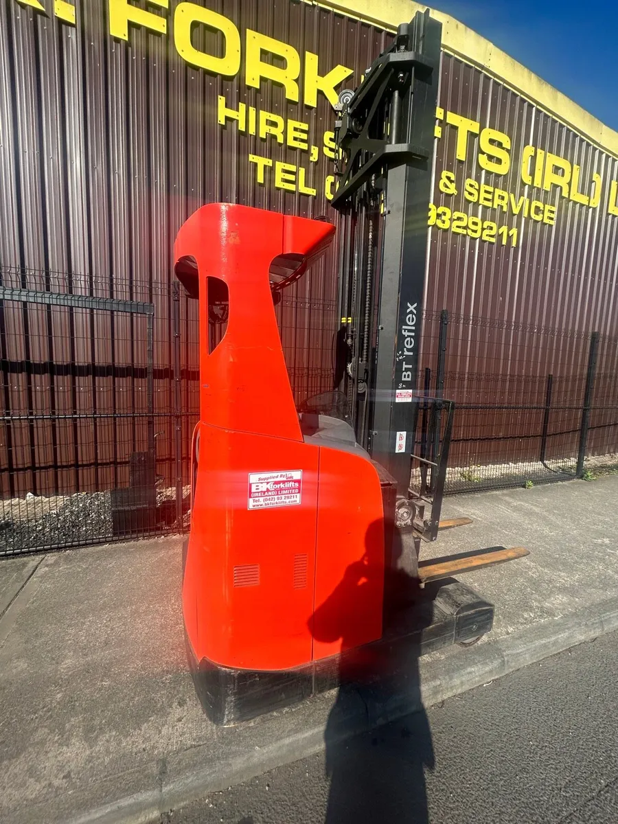 Toyota Electric Reach Truck - Image 2