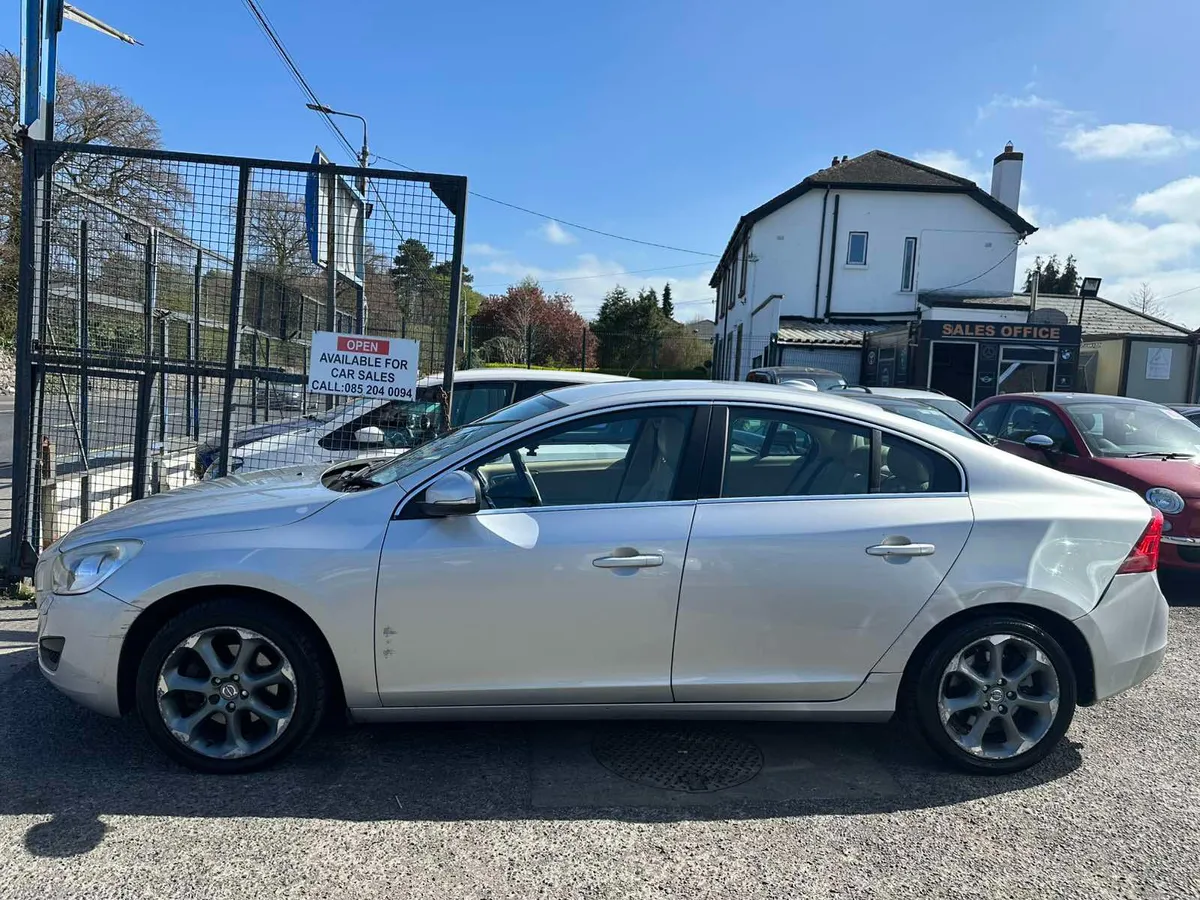 2013 Volvo S60 Low Mileage - Image 2