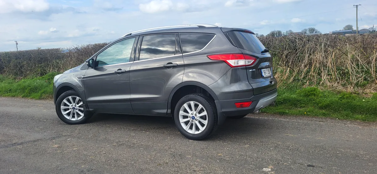 Ford Kuga 2016, diesel  2.0 - Image 4