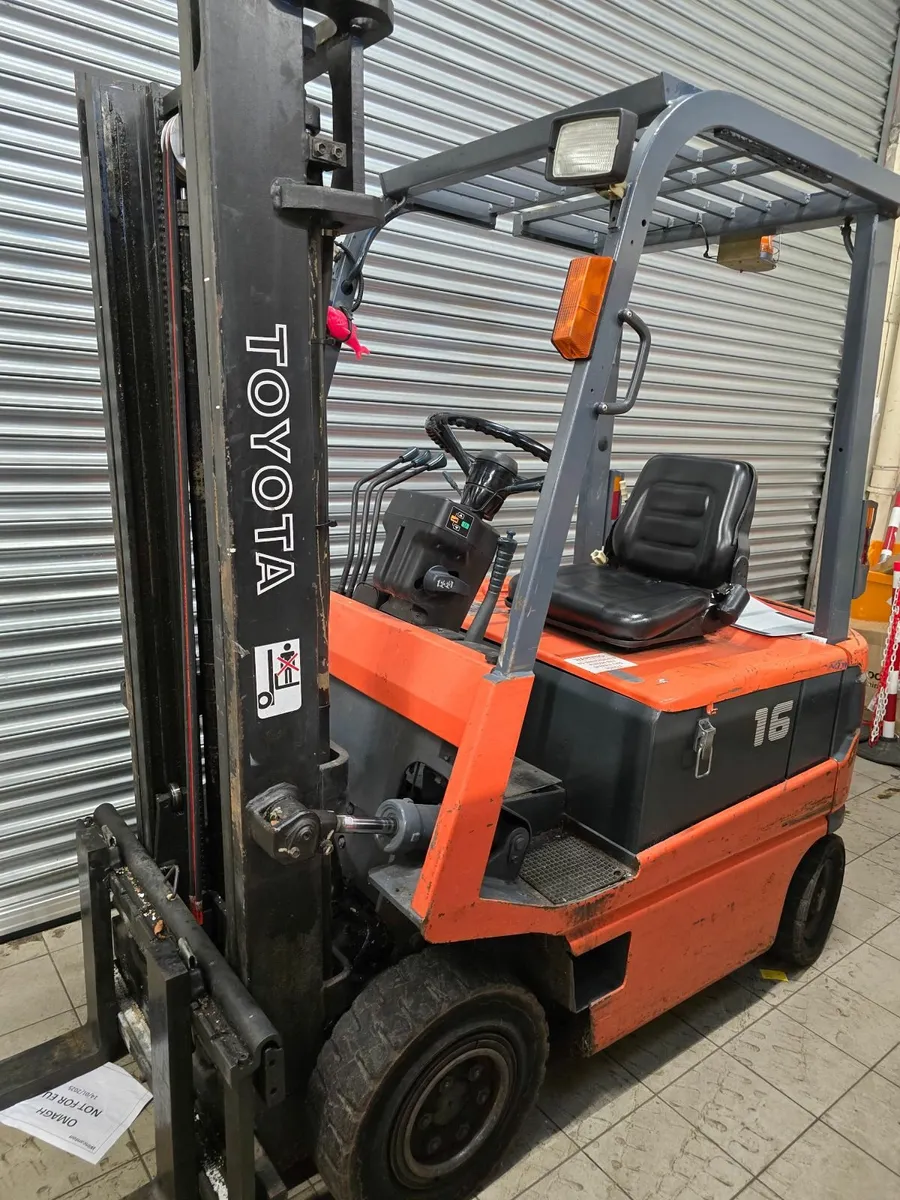 CHEAP TOYOTA ELECTRIC FORKLIFT