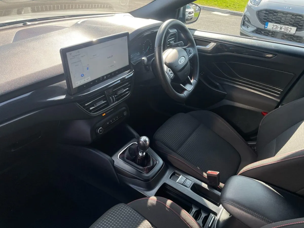 Ford Focus 1.0l Ecoboost 125PS St-line - Image 4