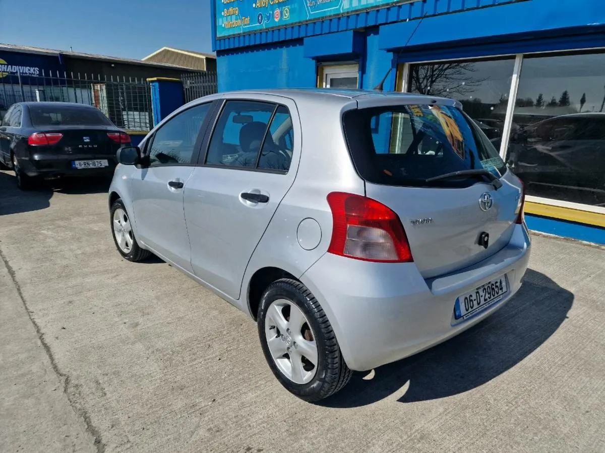 Toyota Yaris - Image 3